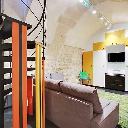 Authentic - 2br-6p - Le Marais פריז