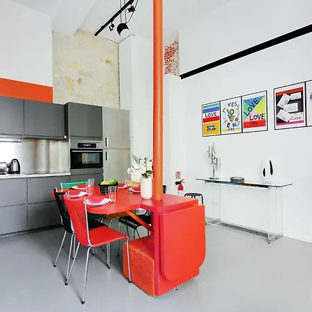 דירה Authentic - 2br-6p - Le Marais *